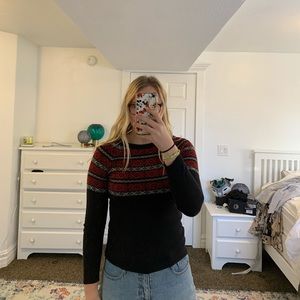 Knit crew neck sweater